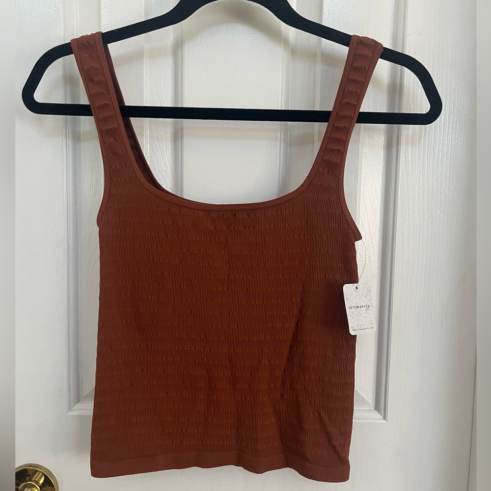 Free People Women’s Square One Seamless Cami in Rust. M/L